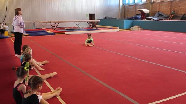 Вольные. София Верзилова 4 года. Спортивная гимнастика смотреть онлайн
