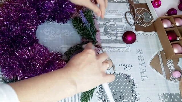 Новогодний венок из дождика/DIY GATTA-NERA