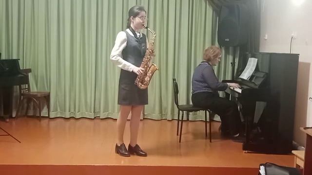 Ксения Ромашко. И.Бах "Концерт F-dur BVW-1053 1 часть" смотреть онлайн