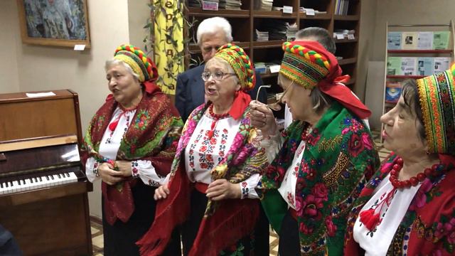 «Ой на горі два дубки» ( ансамбль"Родина") смотреть онлайн