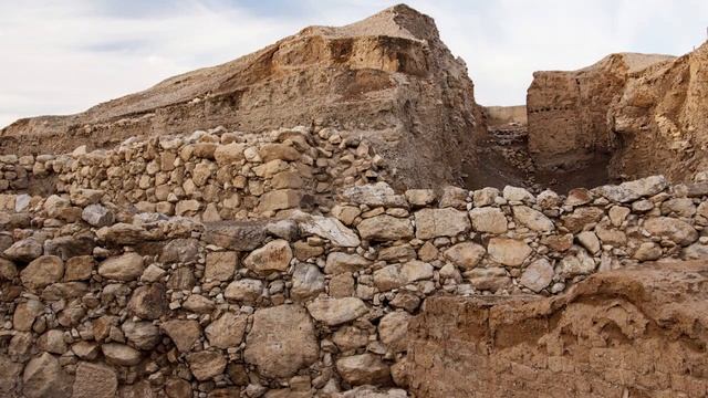 №2.История Мирового искусства. Искусство Мезолита (петроглифы). Протогорода (Иерихон, Чатал-Хююк) смотреть онлайн