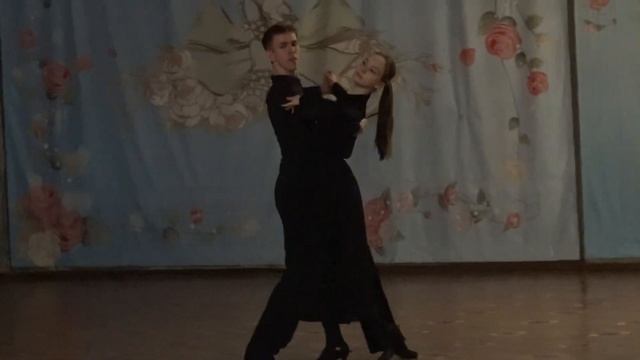 ТАНЦЫ БЕЗ ГРАНИЦ смотреть онлайн