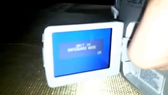 JVC GR-D350U Problem please help! (Unit in safeguard mode, remove and reattach battery or dc plug) смотреть онлайн