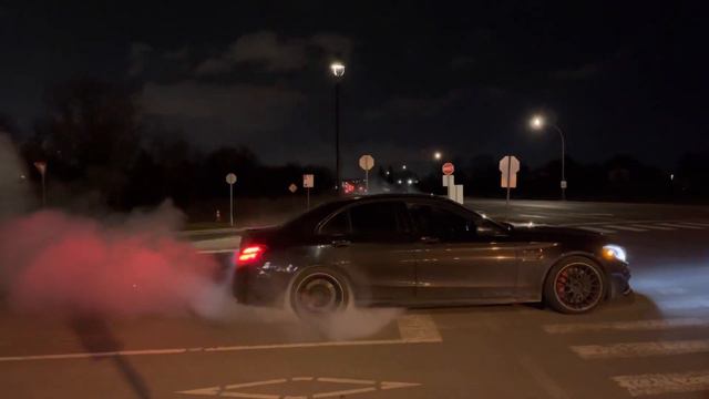 W205 Mercedes Benz C63S AMG  Small Burnout