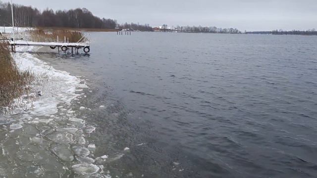 лед на озере, крошка смотреть онлайн