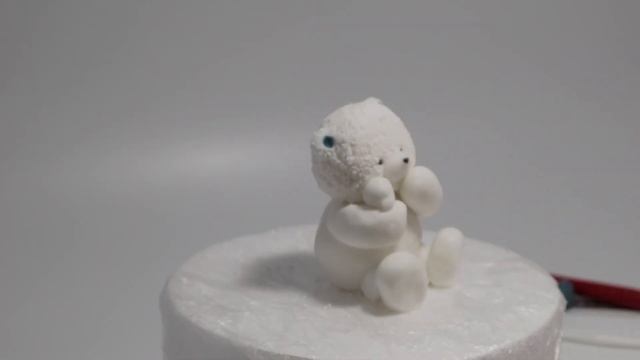 Лепим ПЛЮШЕВОГО МЕДВЕДЯ из сахарной мастики. Sugar paste teddy bear. смотреть онлайн