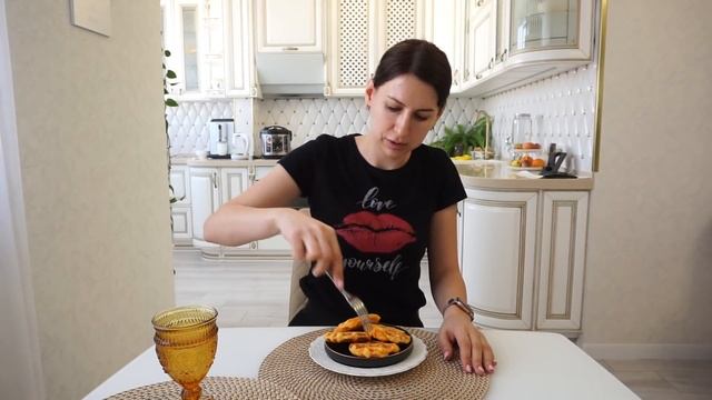 ЖИВУ НА 100 РУБЛЕЙ ВЕСЬ ДЕНЬ. ЗАКУПКА ПРОДУКТОВ на 100 рублей. ЗАВТРАК ОБЕД УЖИН на 100 руб смотреть онлайн