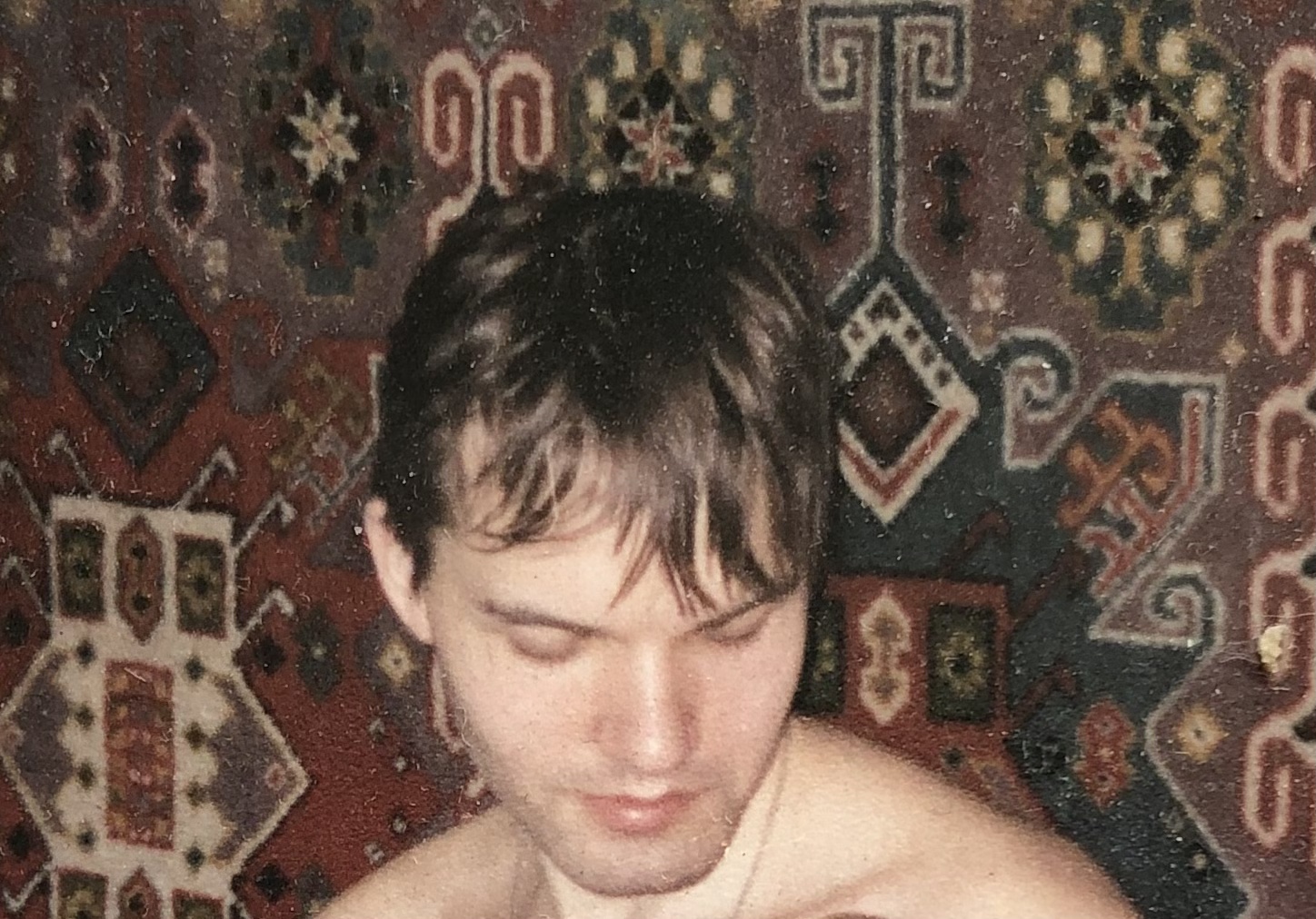 Сделался сразу грустен