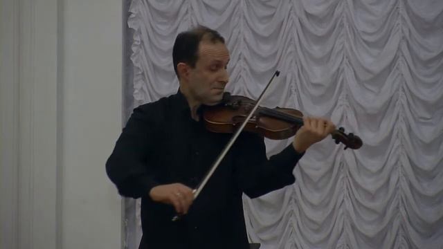 И.С.Бах 3 части из Партиты для скрипки соло смотреть онлайн