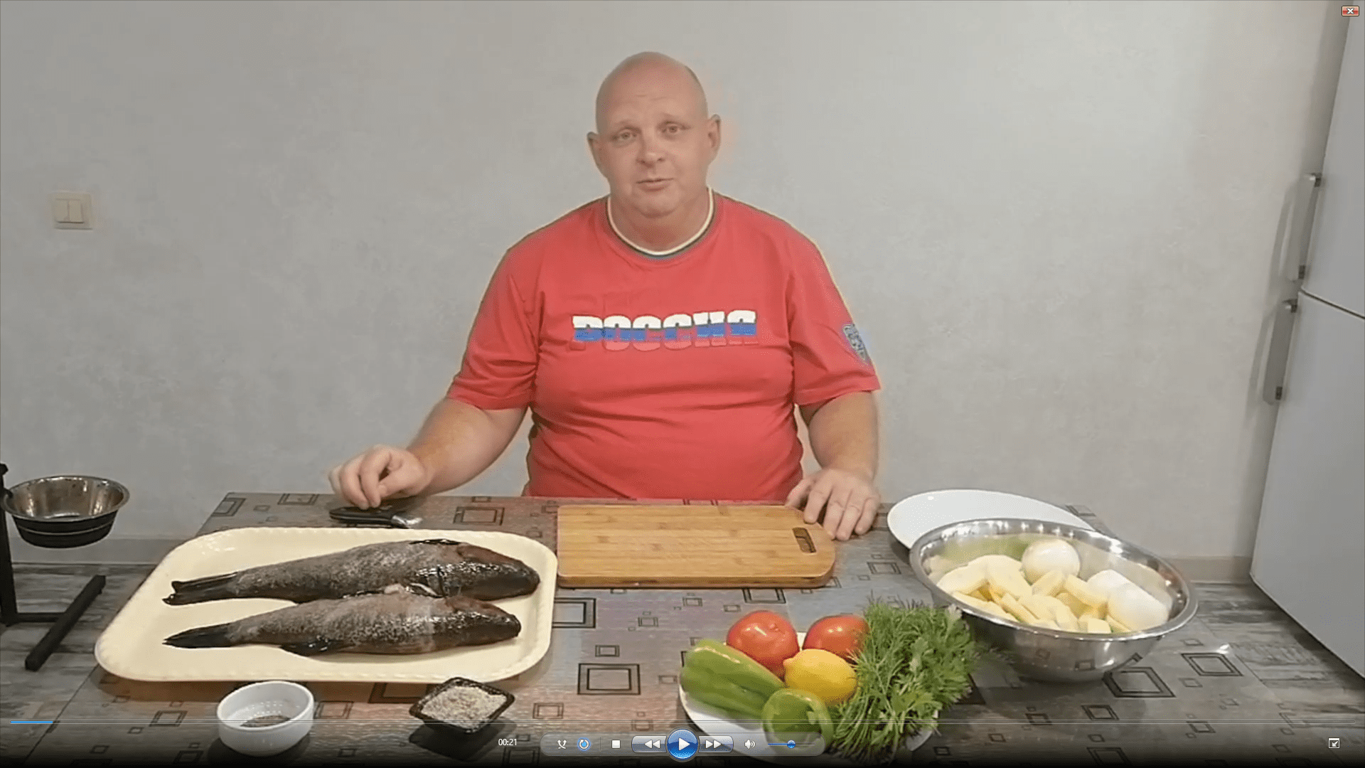 Рыба с овощами в духовом шкафу. смотреть онлайн