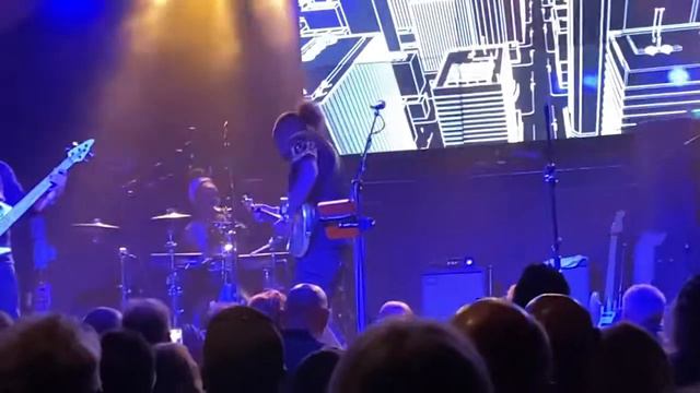 Eric Gales - ‘Put That Back’. The Robin, Bilston. 30/3/22 смотреть онлайн