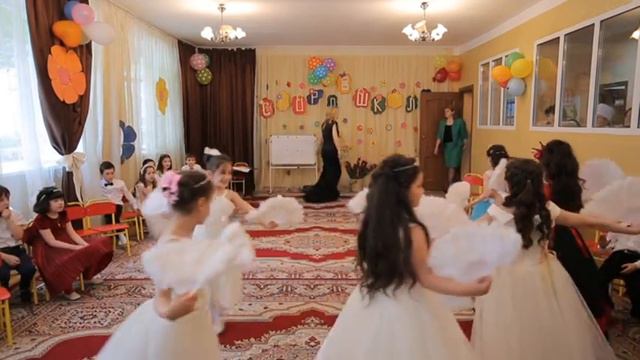 выпускной утренник Детский сад № 3 Махачкала смотреть онлайн