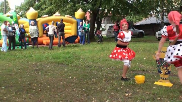 Шуя. Праздник в "Сосенках". У самовара. август 2015г смотреть онлайн