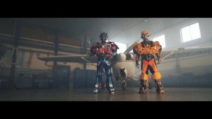 TRANSFORMERS 5 | DANCING BUMBLEBEE AND OPTIMUS PRIME | OFFICIAL VIDEO