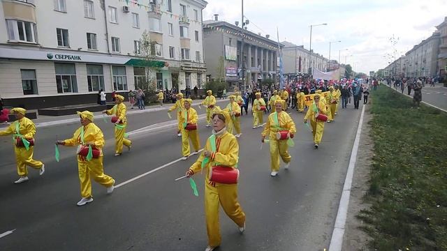 Ещё немного видео с Ангарского Карнавала (25.05.2019) смотреть онлайн