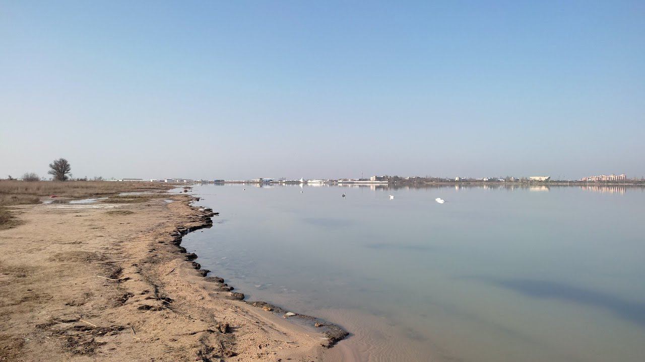 Супер-маршрут от Полупанова до набережной Лазурный берег через озеро Мойнаки! Лебеди и утки в озере! смотреть онлайн