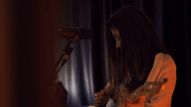 LiNANiL - I No Longer смотреть онлайн