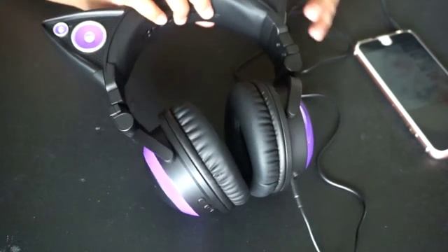 PURPLE CAT EAR HEADPHONES TEST/UNBOXING!! | AXENT WEAR смотреть онлайн