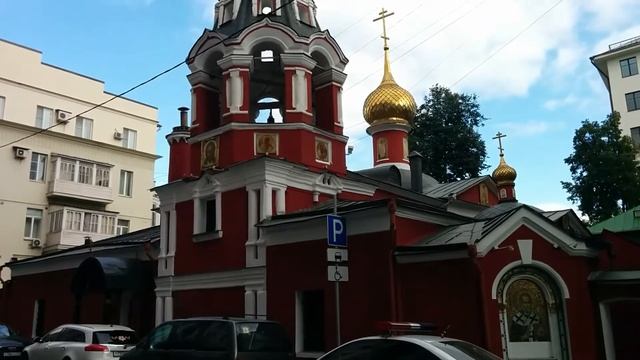Храм Воскресения Словущего на Арбате.(1688). Не закрывался.( Храмы Воскресения Словущего в Москве). смотреть онлайн