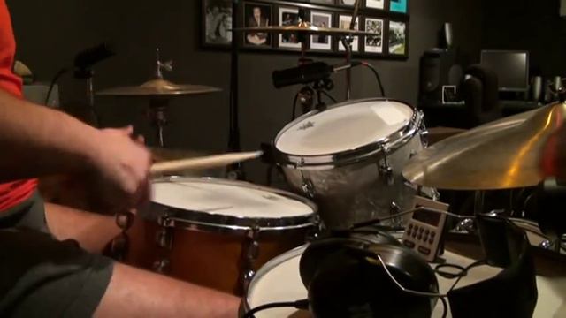 Paradiddles Metronome at 250 смотреть онлайн
