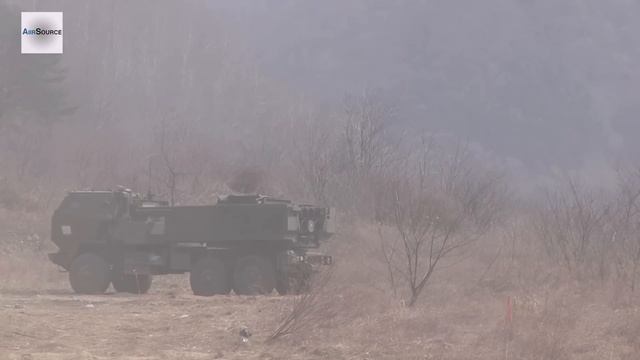 COMBAT-TESTED M142 High Mobility Artillery Rocket System (HIMARS) смотреть онлайн