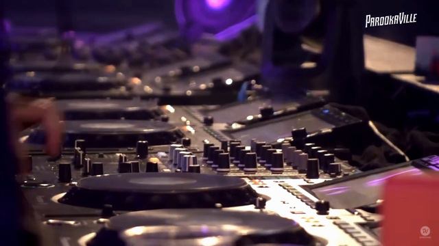 Gareth Emery Feat. Annabel - House In The Streetlight (Live At Parookaville, Germany 2023)