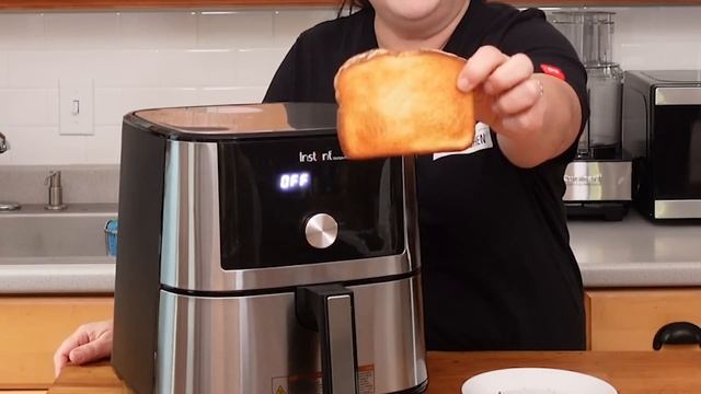Should You Get an Air Fryer or an Air Fryer Toaster Oven? | Gear Heads смотреть онлайн