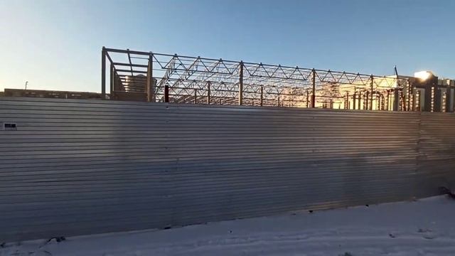 Магнитогорск, строительство нового торгового центра Леруа Мерлен (03.12.2020) смотреть онлайн