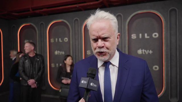 Silo - Tim Robbins смотреть онлайн