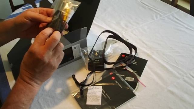 Un-Boxing the Leica D-Lux 6 смотреть онлайн