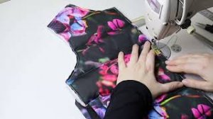 Как шить карман в шве куртки на молнии. Для начинающих.