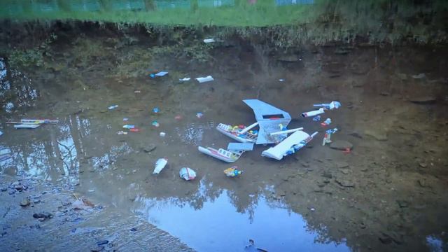 Real Life Plane Crashes Recreated in Lego PART 2 смотреть онлайн