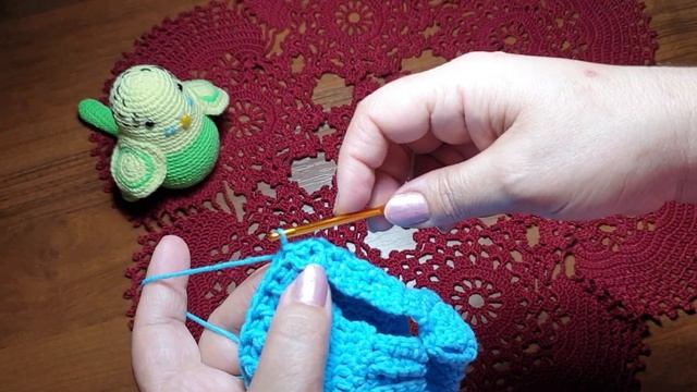 Свитер для зайки/Sweater for a bunny смотреть онлайн