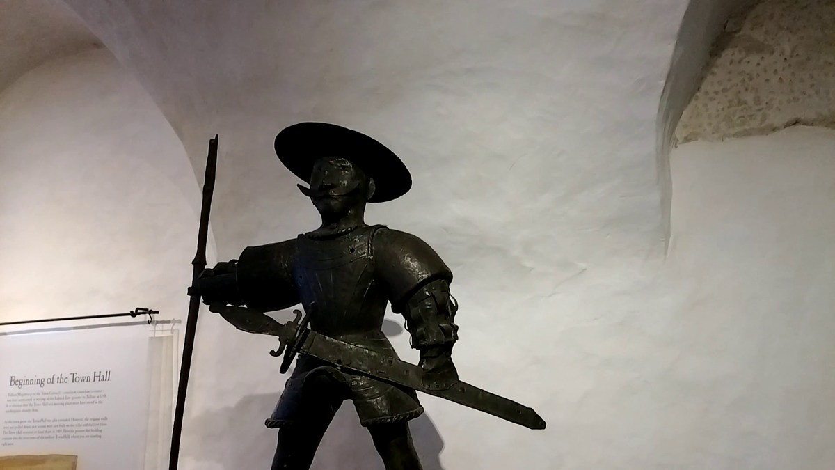 Таллинская ратуша, Эстония. Музей в ратуше. смотреть онлайн