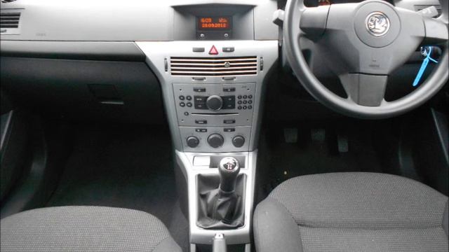 Vauxhall Astra 1.4 Life 5dr - Full Vauxhall Service History - Worcester смотреть онлайн