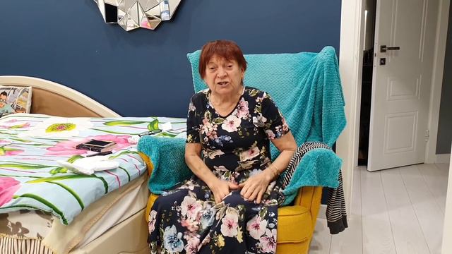 Сын УЧИТ МАТЬ ПОЛЬЗОВАТЬСЯ ПРОКЛАДКАМИ и это НОРМАЛЬНО смотреть онлайн