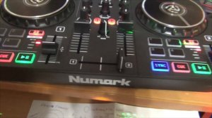 NUMARK PARTYMIX II DJ контроллер. Распаковка. Обзор и Тест.