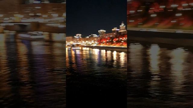 Город Москва. Бережковская и Ростовская набережная.