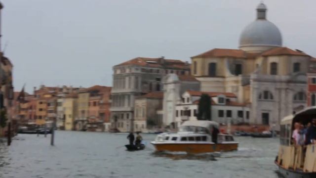 Traveling the Grand Canal смотреть онлайн