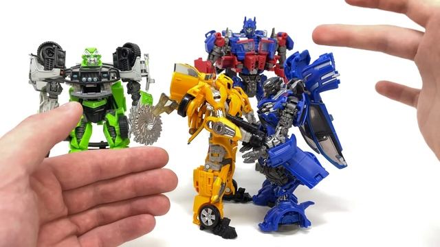 Transformers Studio Series Deluxe Class JOLT Review смотреть онлайн