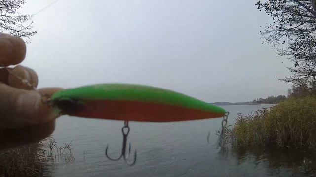 Рыбалка на спиннинг в конце октября. И немного красок осени с высоты для настроения! смотреть онлайн