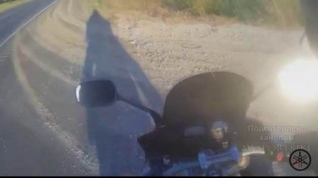 Зря кинул бутылку в байкера смотреть онлайн