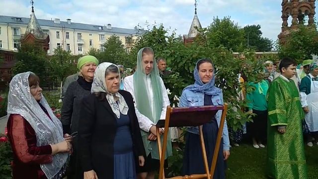 Водосвятный молебен на Троицу 2019 смотреть онлайн