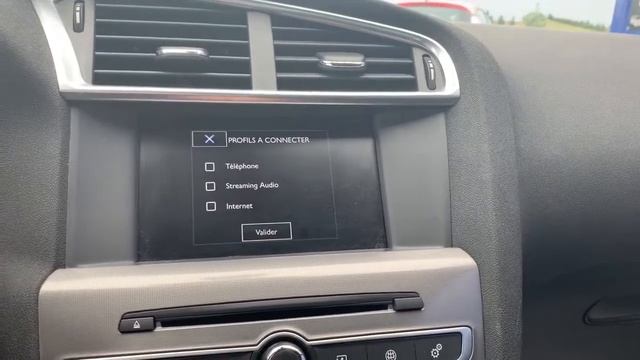 Citroen C4 Associer son téléphone en Bluetooth, comment ça marche? смотреть онлайн