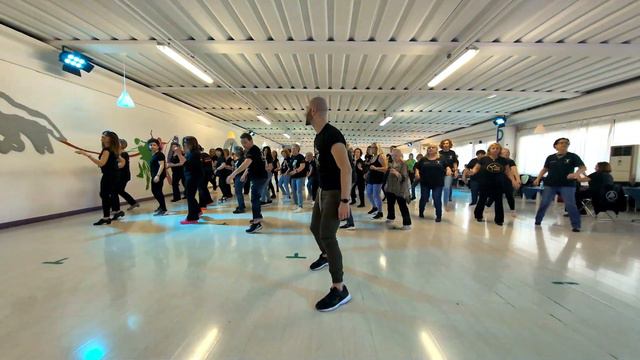 SERATA MAGICA | ANDREA CERRATO | BALLI DI GRUPPO | ANDREA STELLA |COREOGRAFIA|#ballidigruppo #chore