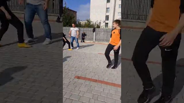 Осінь 2017.Біля церкви АДС.м.Дубно. смотреть онлайн