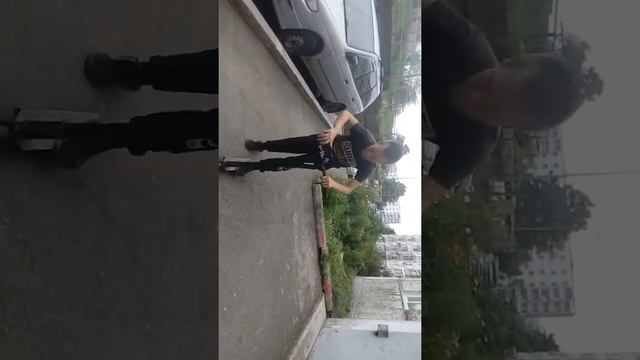 Делаем бани хоп на самокате смотреть онлайн