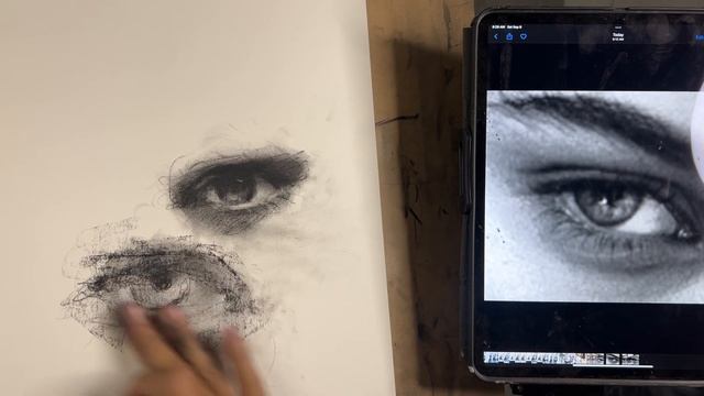 CHARCOAL EYE DRAWING TUTORIAL смотреть онлайн