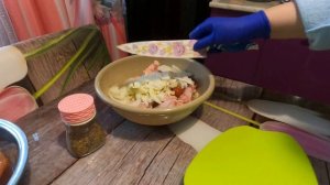 Маринование шашлыка из куриных бедрышек и грудок
