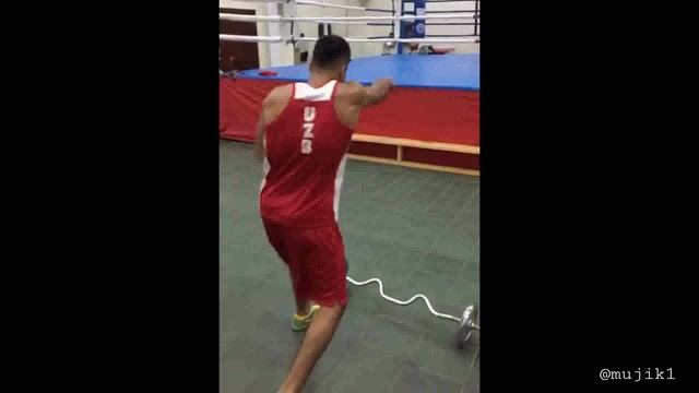 Как тренируются боксеры Uzbek Tigers ! смотреть онлайн
